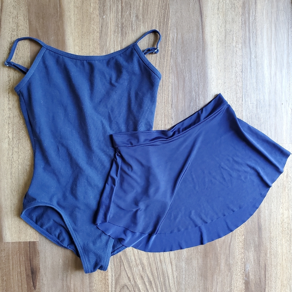Navy Capezio Leotard and stretchy skirt girls size L 8/10